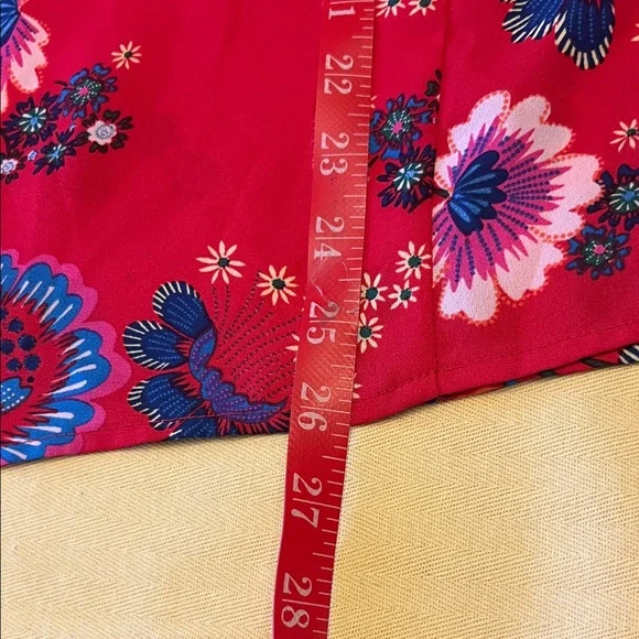 Zac & Rachel Red Floral Ruffle Sleeve Blouse size 1X Brand New - Picture 8 of 9